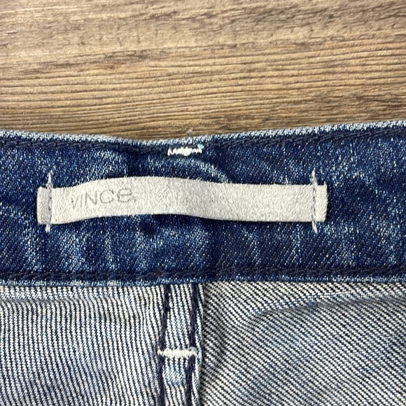 Vince Women’s Mid Rise Skinny Paint Splattered Distressed Jeans, size 28 - Picture 3 of 11